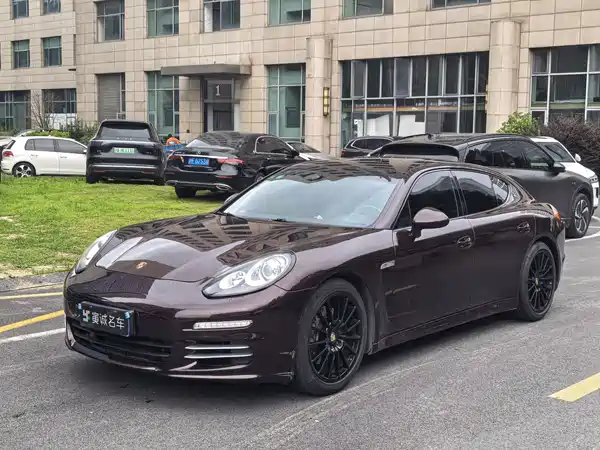 Porsche Panamera 2012
