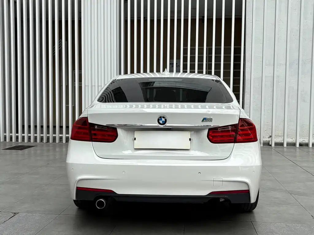 BMW 3 Series 2015 — фото 15
