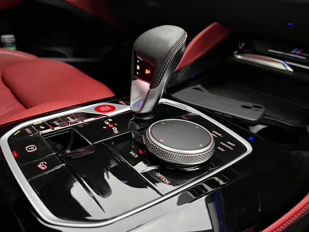 BMW X4 M 2025 — фото 11