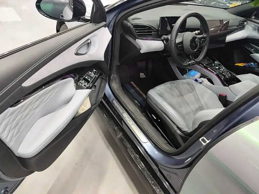 BYD Seal 2023 — фото 16
