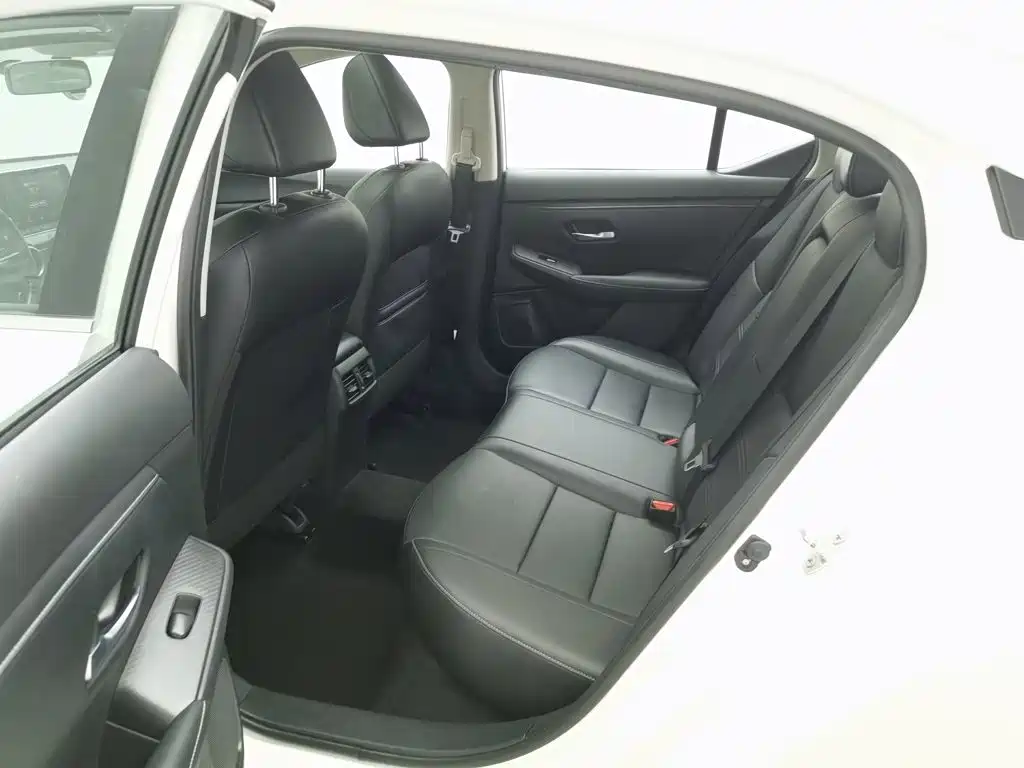 Nissan Sylphy 2019 — фото 15
