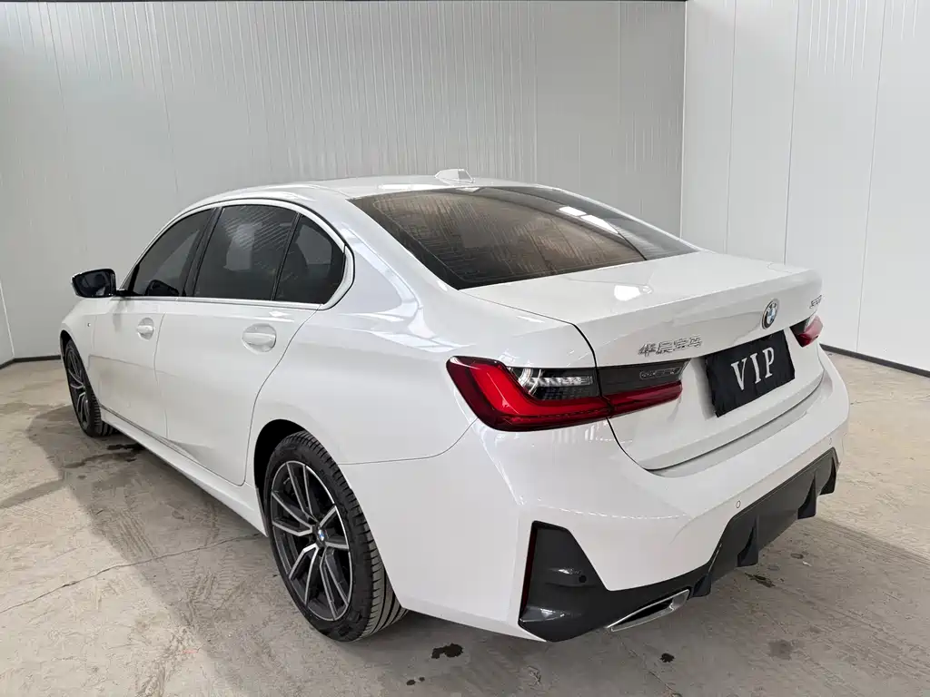 BMW 3 Series 2023