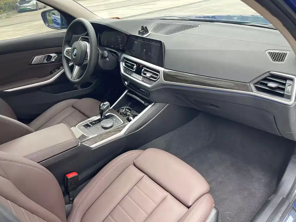 BMW 3 Series 2020 — фото 15