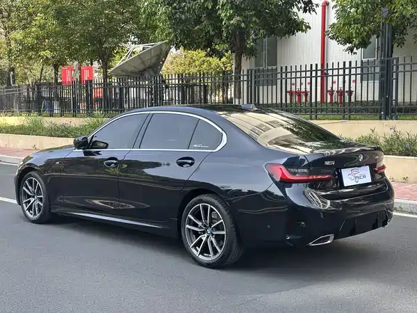 BMW 3 Series 2025