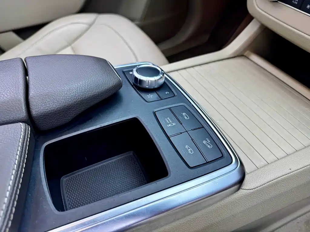 Mercedes-Benz M-Class 2012 — фото 13