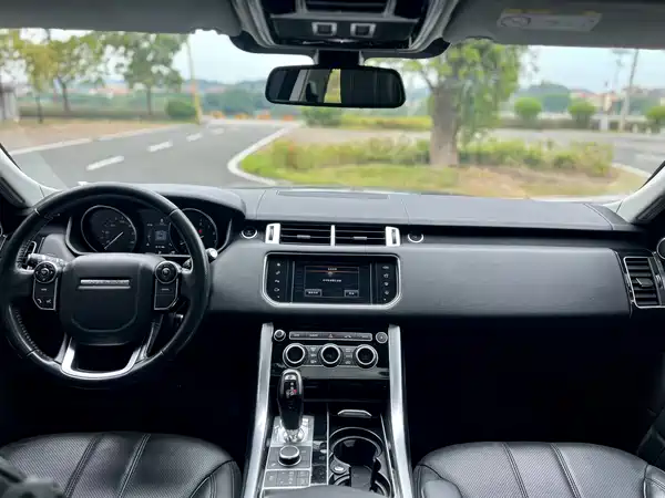 Land Rover Range Rover Sport 2016