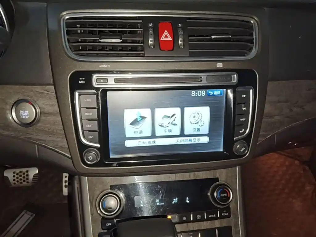 Haval H8 2016 — фото 13