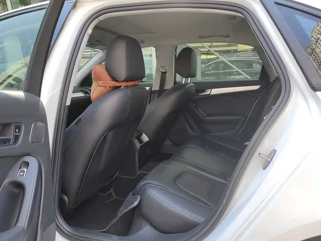 Audi A4L 2014