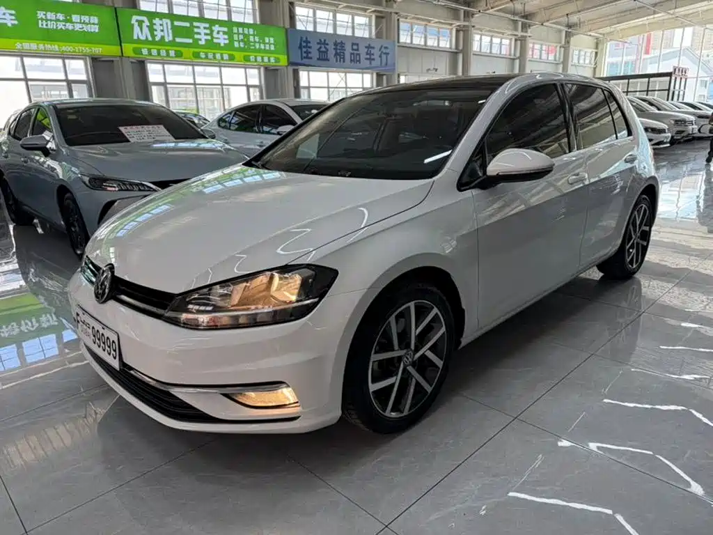 Volkswagen Golf 2020