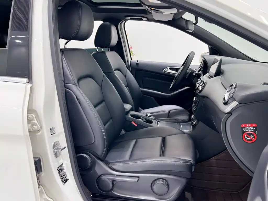 Mercedes-Benz B-Class 2018 — фото 10