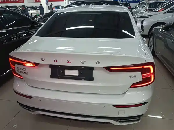 Volvo S60 2020