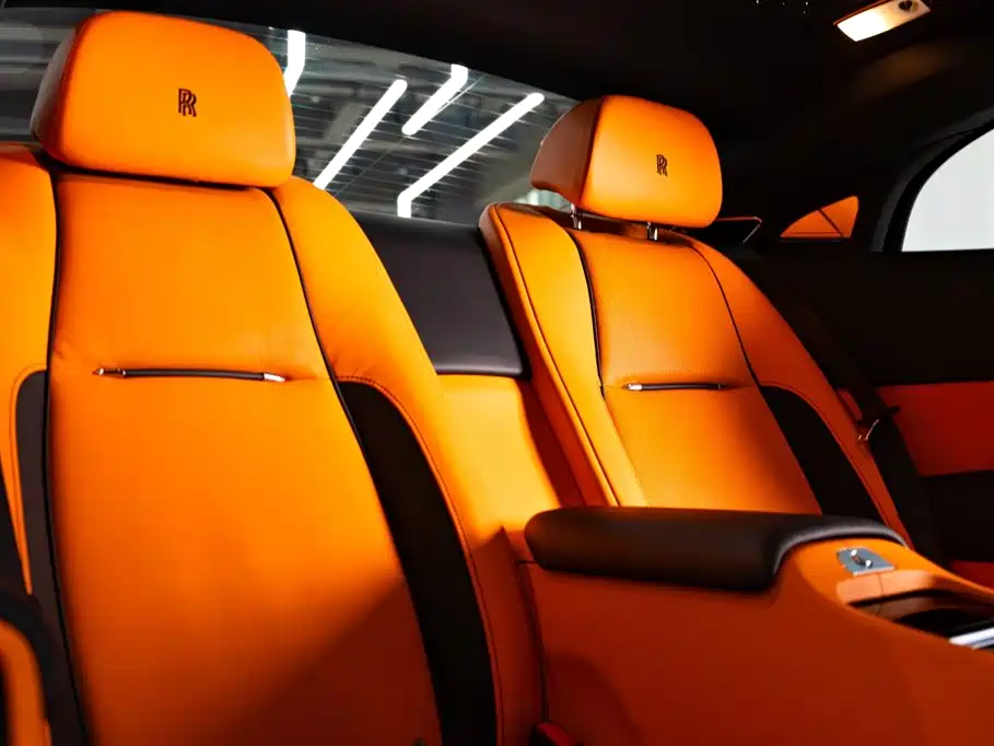 Rolls-Royce Phantom 2022 — фото 10