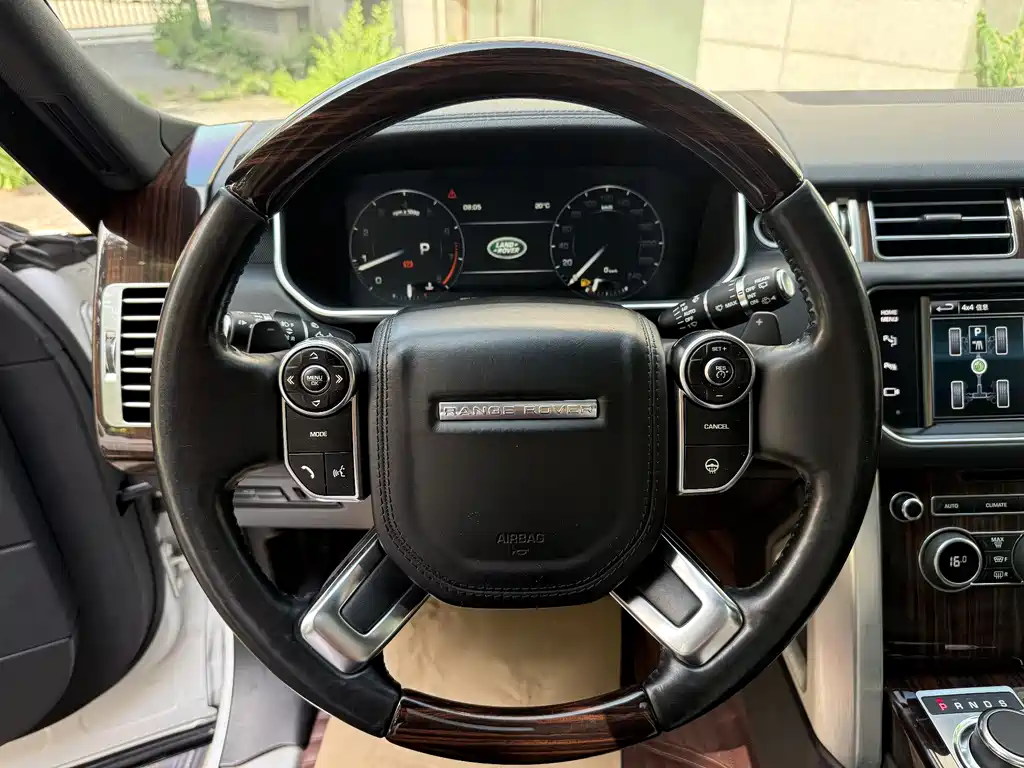 Land Rover Range Rover 2015 — фото 22