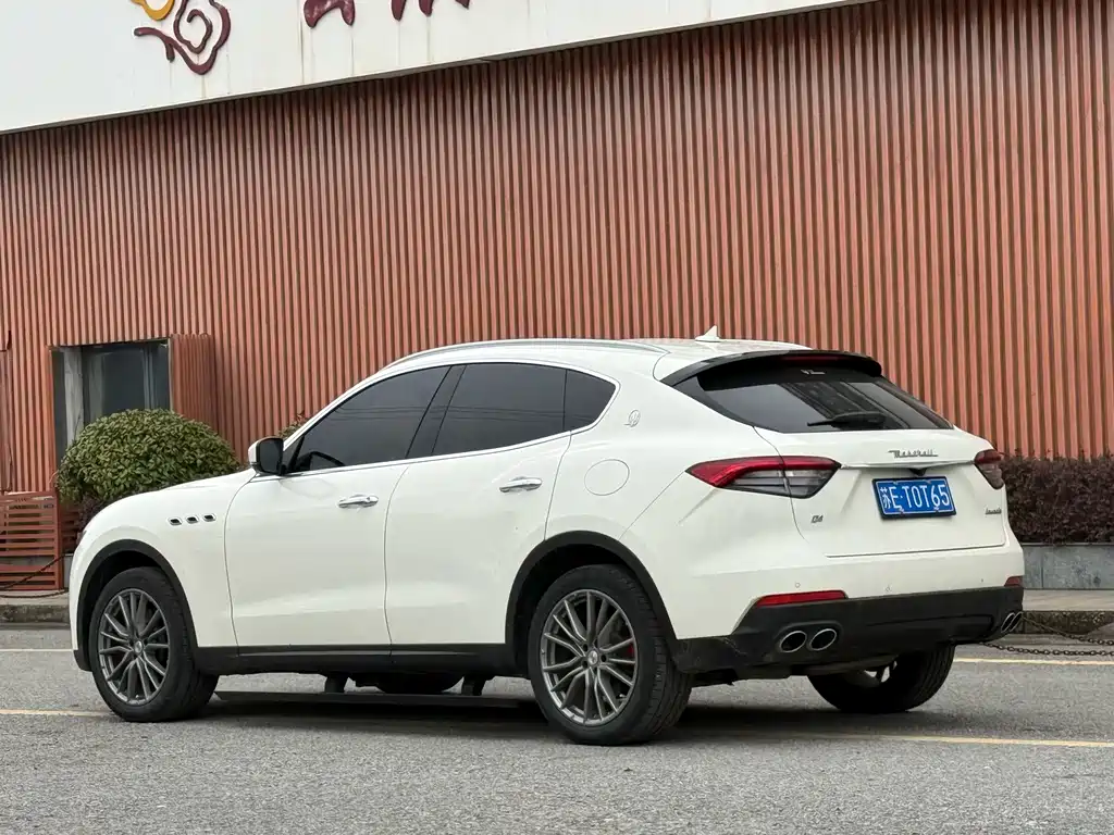 Maserati Levante 2021 — фото 5