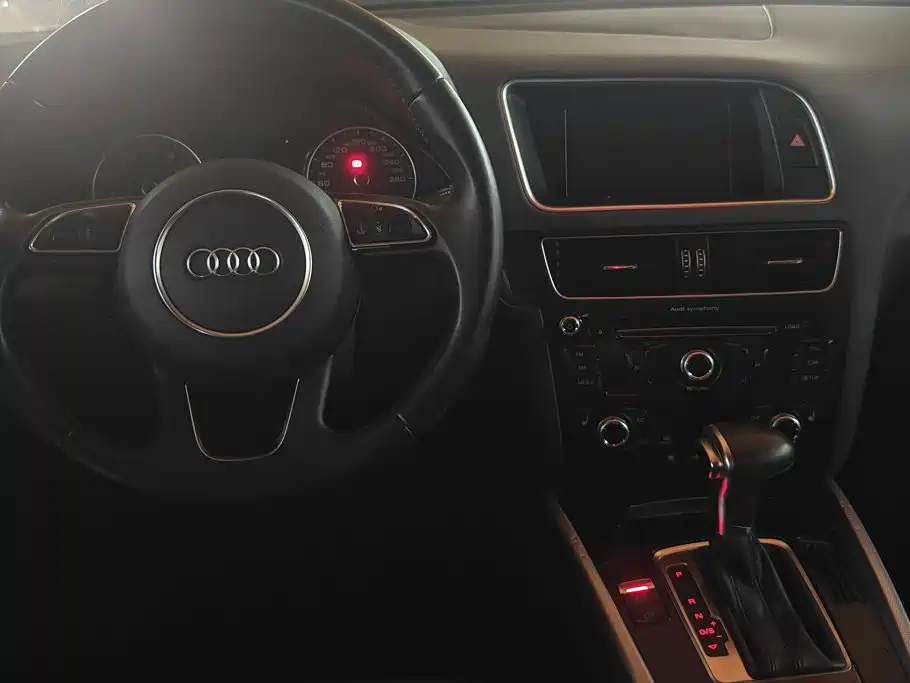 Audi Q5 2016 — фото 12