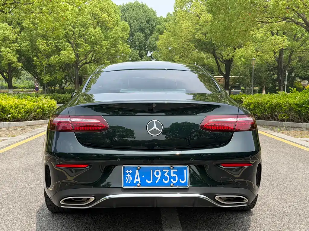 Mercedes-Benz E-Class 2022 — фото 18
