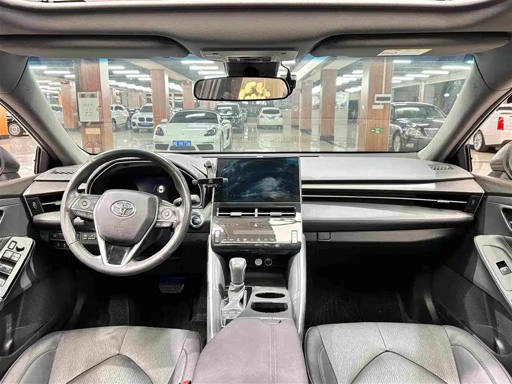 Toyota Avalon 2023 — фото 11