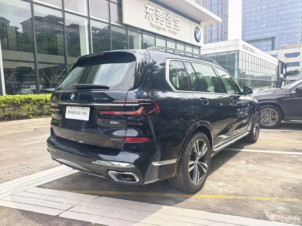 BMW X7 2025 — фото 13
