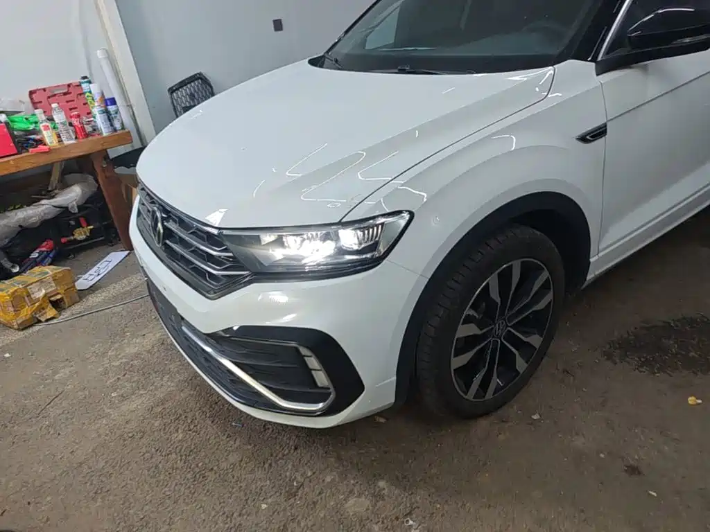 Volkswagen T-Roc 2023 — фото 24