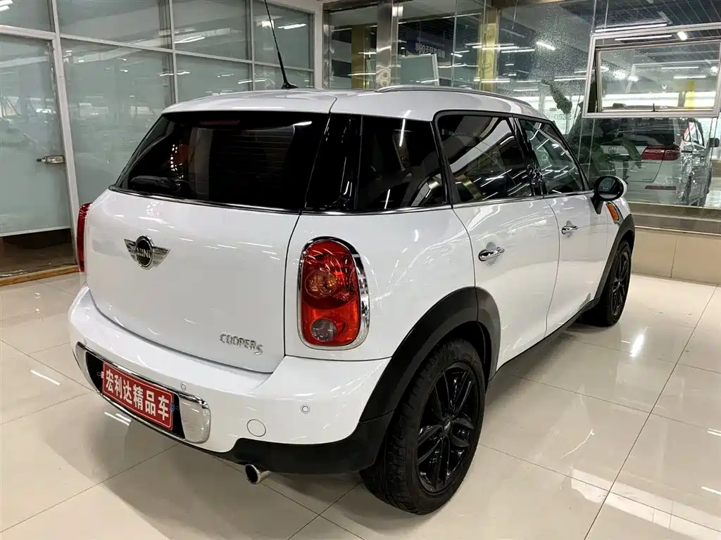 MINI Countryman 2013 — фото 12
