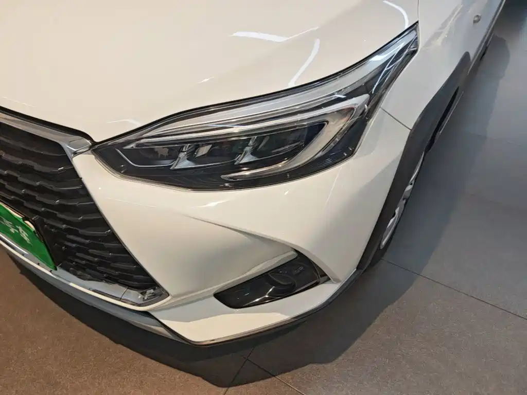 Toyota Yaris L 2020 — фото 24