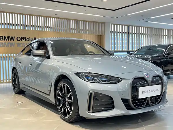 BMW i4 2023