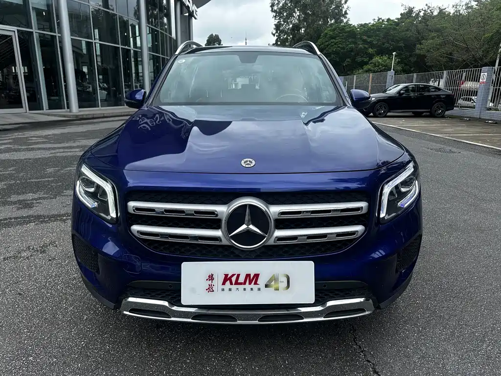Mercedes-Benz GLB 2021