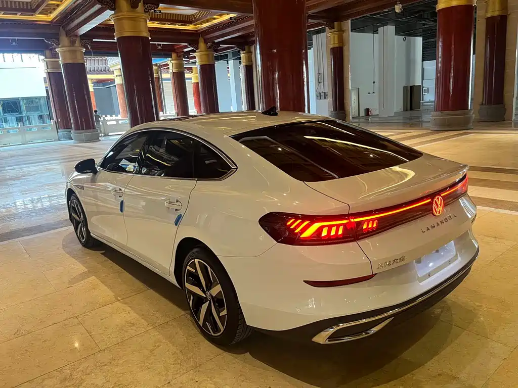 Volkswagen Lamando 2023