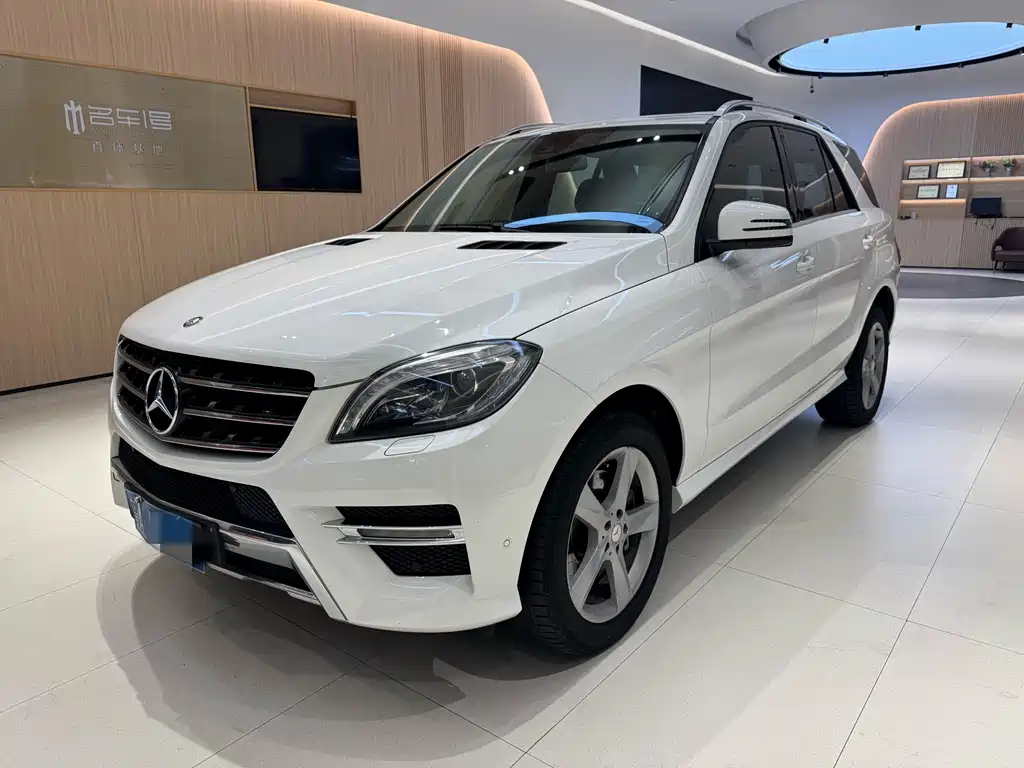 Mercedes-Benz M-Class 2015 — фото 1