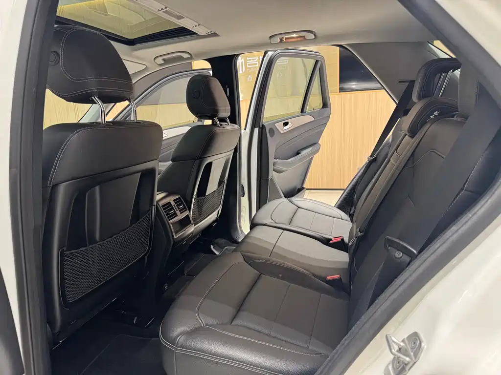Mercedes-Benz M-Class 2015 — фото 13