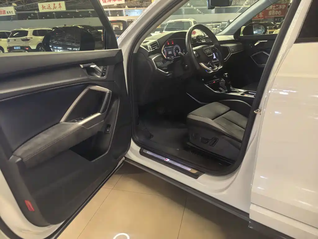 Audi Q3 2022