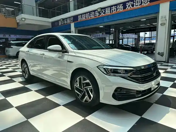 Volkswagen Sagitar 2023