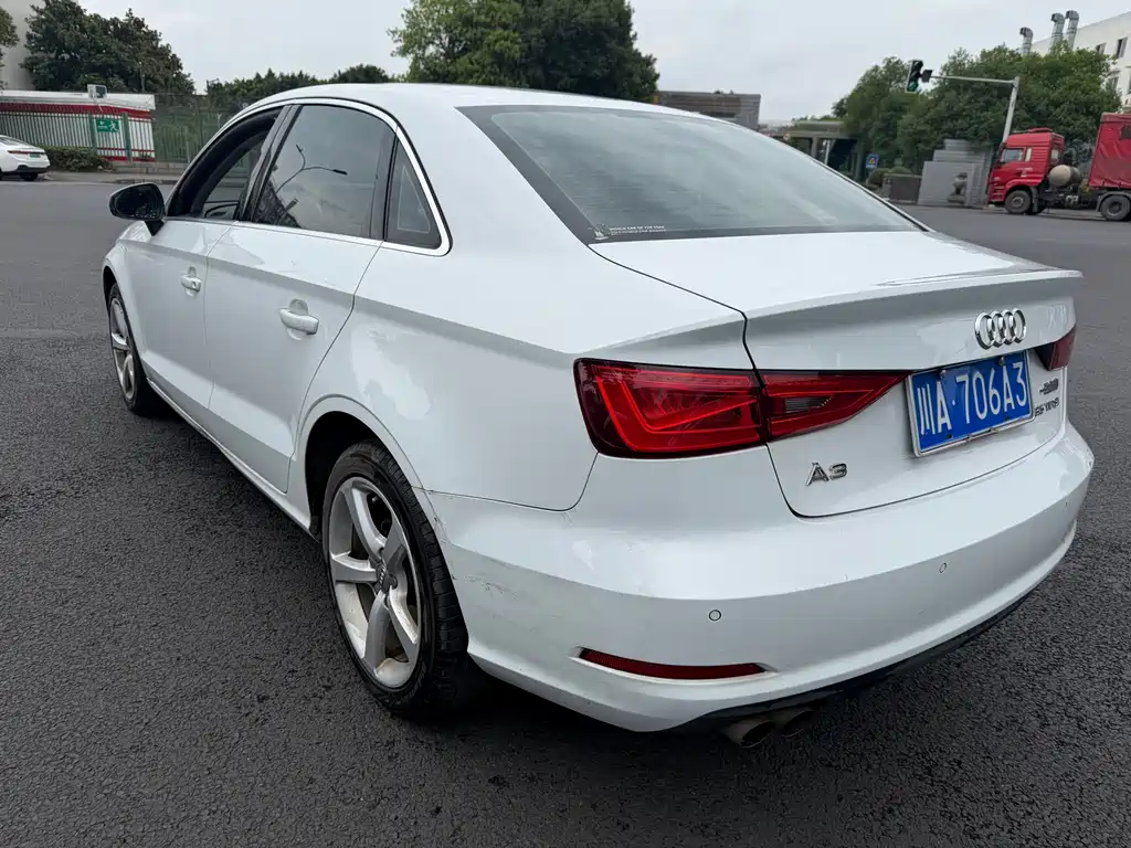 Audi A3 2015 — фото 4
