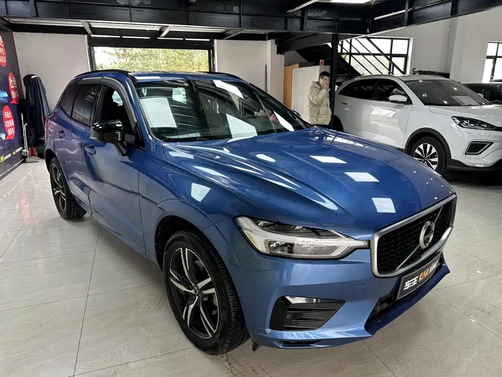 Volvo XC60 2020 — фото 2