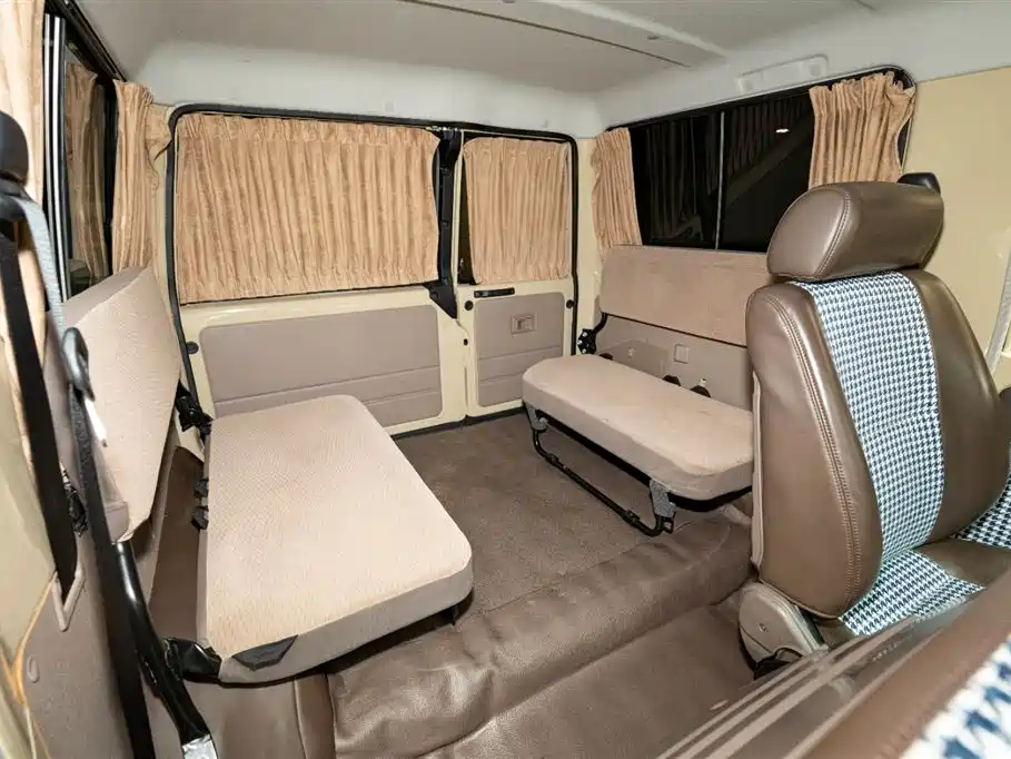 Toyota Land Cruiser 2024 — фото 10
