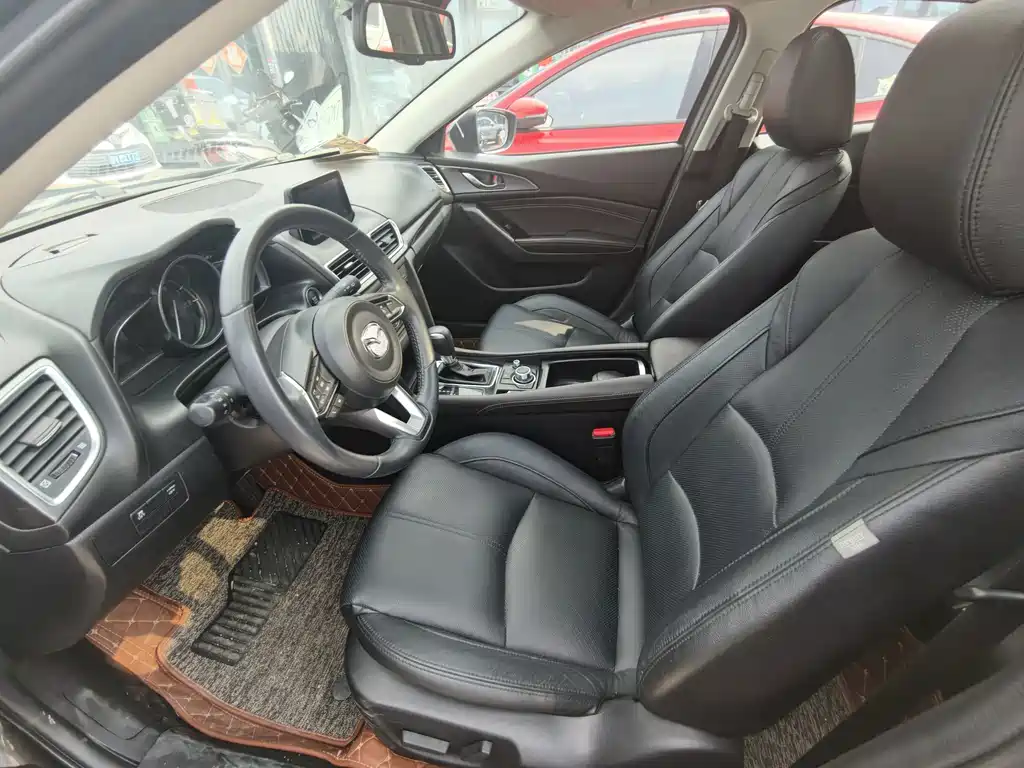 Mazda 3 Axela 2018