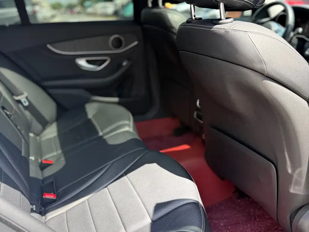 Mercedes-Benz C-Class 2020 — фото 11