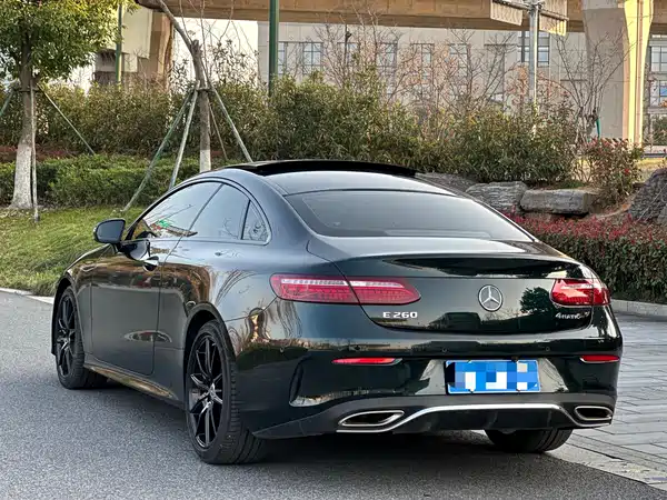 Mercedes-Benz E-Class 2021