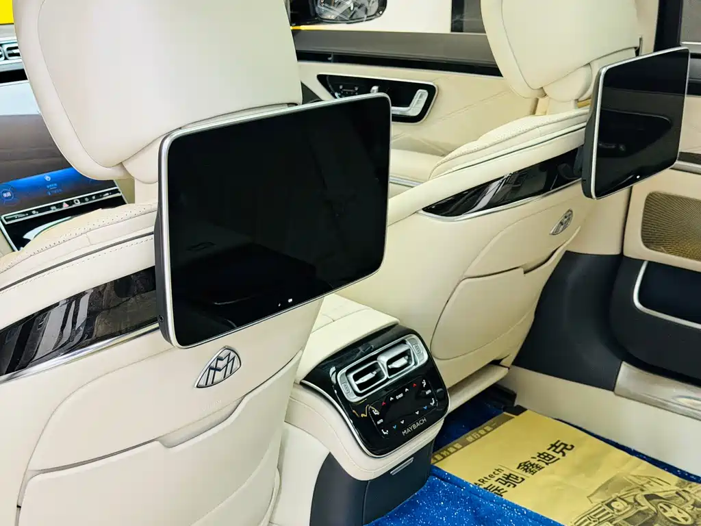 Mercedes-Benz S-Class 2023 — фото 12
