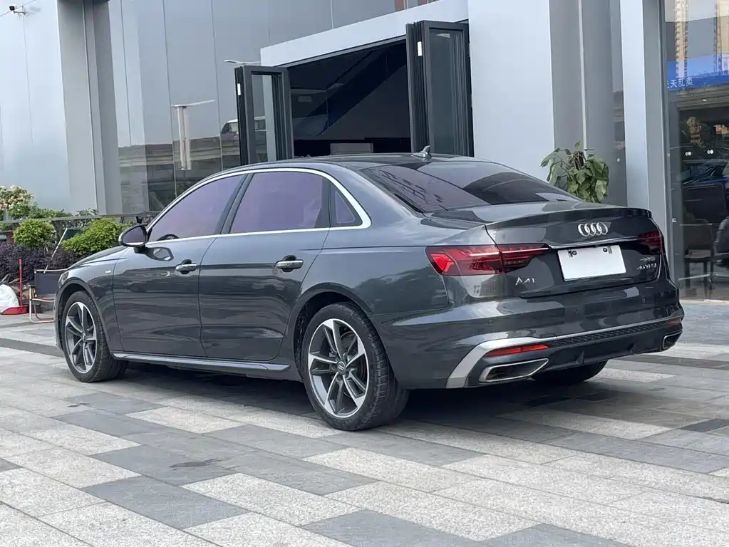 Audi A4L 2020 — фото 22