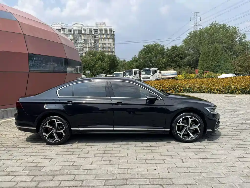 Volkswagen Magotan 2023
