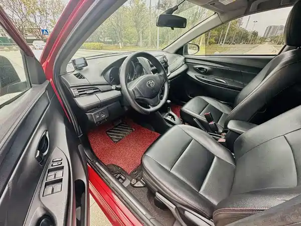 Toyota Yaris L 2017