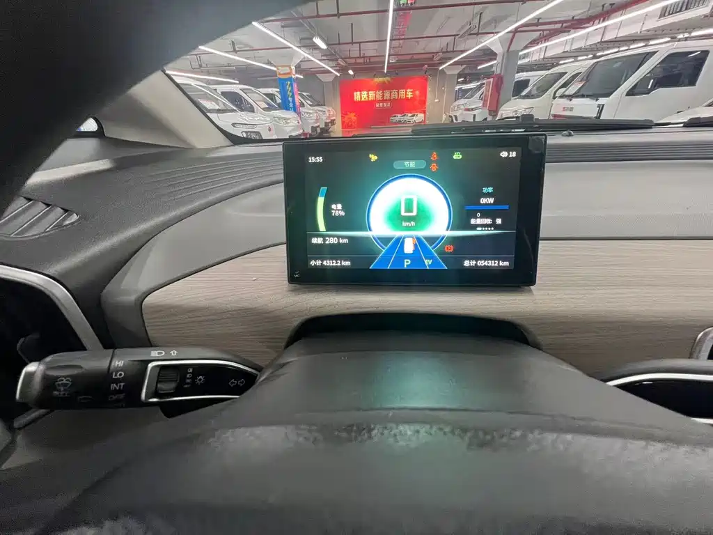 Changan 跨越星光 EV 2025款 350km 豪华版 9座 50.23kWh 2025 — фото 14