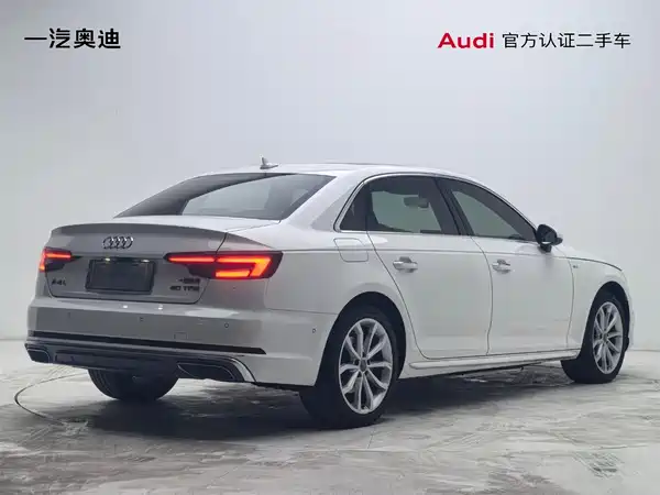 Audi A4L 2019