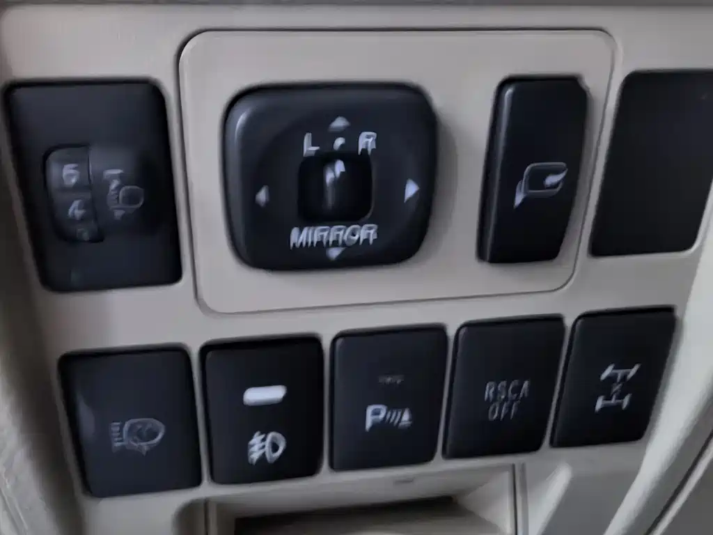 Toyota Land Cruiser 2016 — фото 15