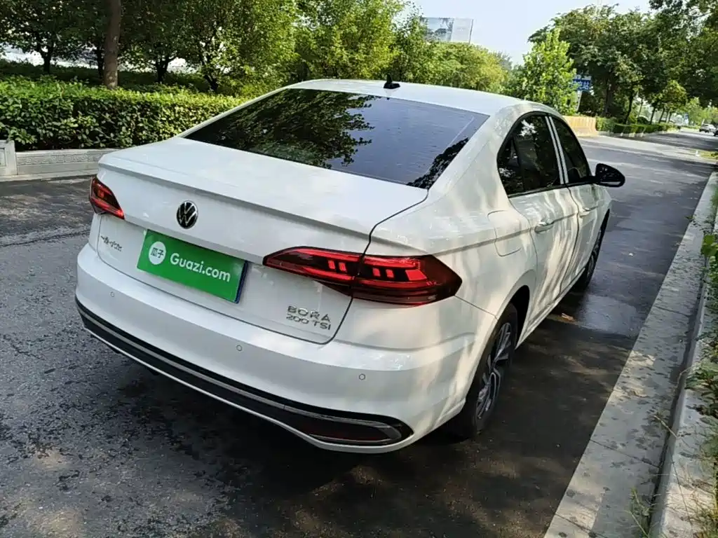 Volkswagen Bora 2024
