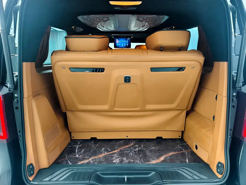 Mercedes-Benz Vito 2022 — фото 25