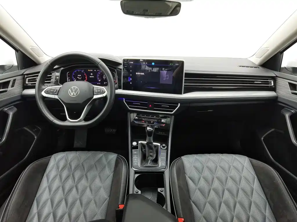 Volkswagen Sagitar 2023