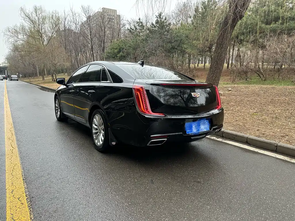 Cadillac XTS 2019 — фото 4