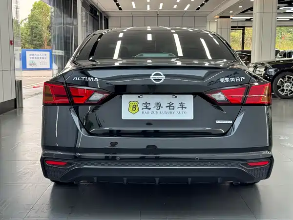 Nissan Teana 2021